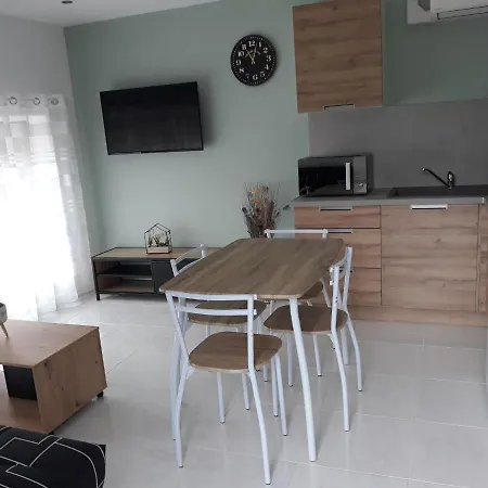 Maisonnette L'olivier Apartamento La Loge-aux-Chevres